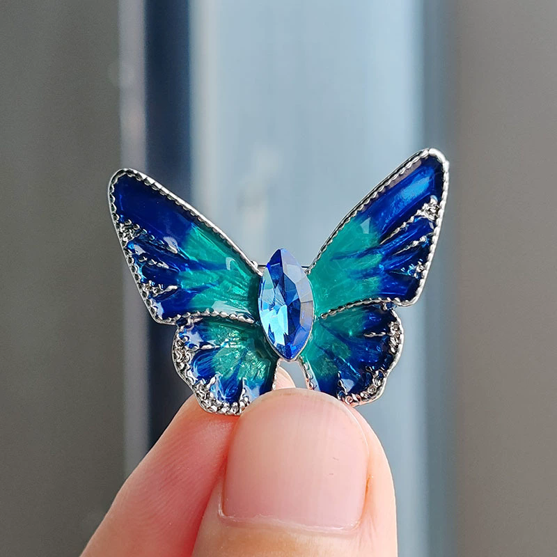 New Arrival Crystal Butterfly  - Suit Supply Wedding Party บทวิจารณ์และราคา