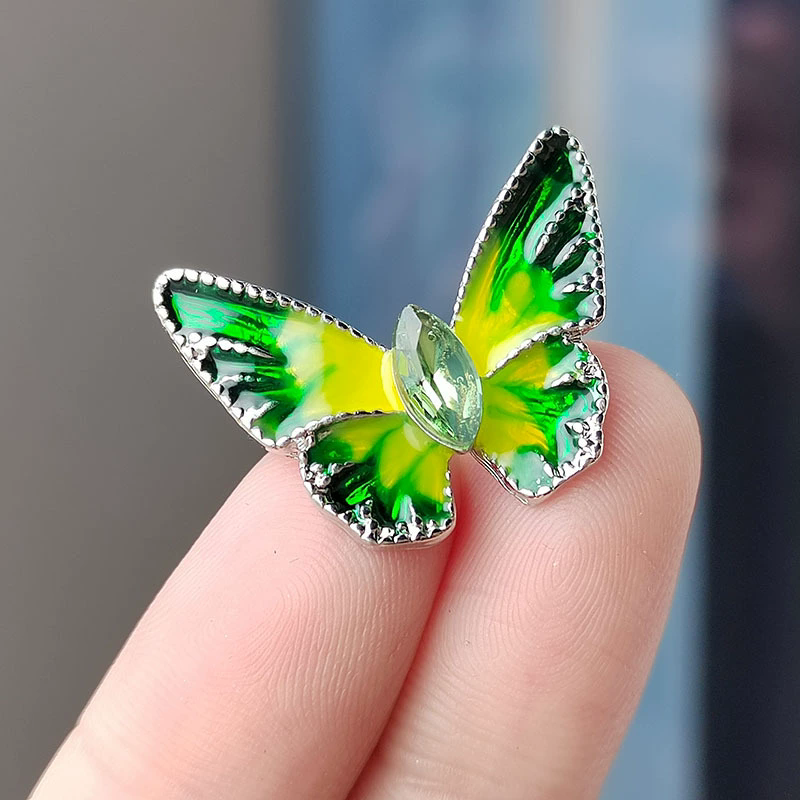 New Arrival Crystal Butterfly  - Suit Supply Wedding Party บทวิจารณ์และราคา