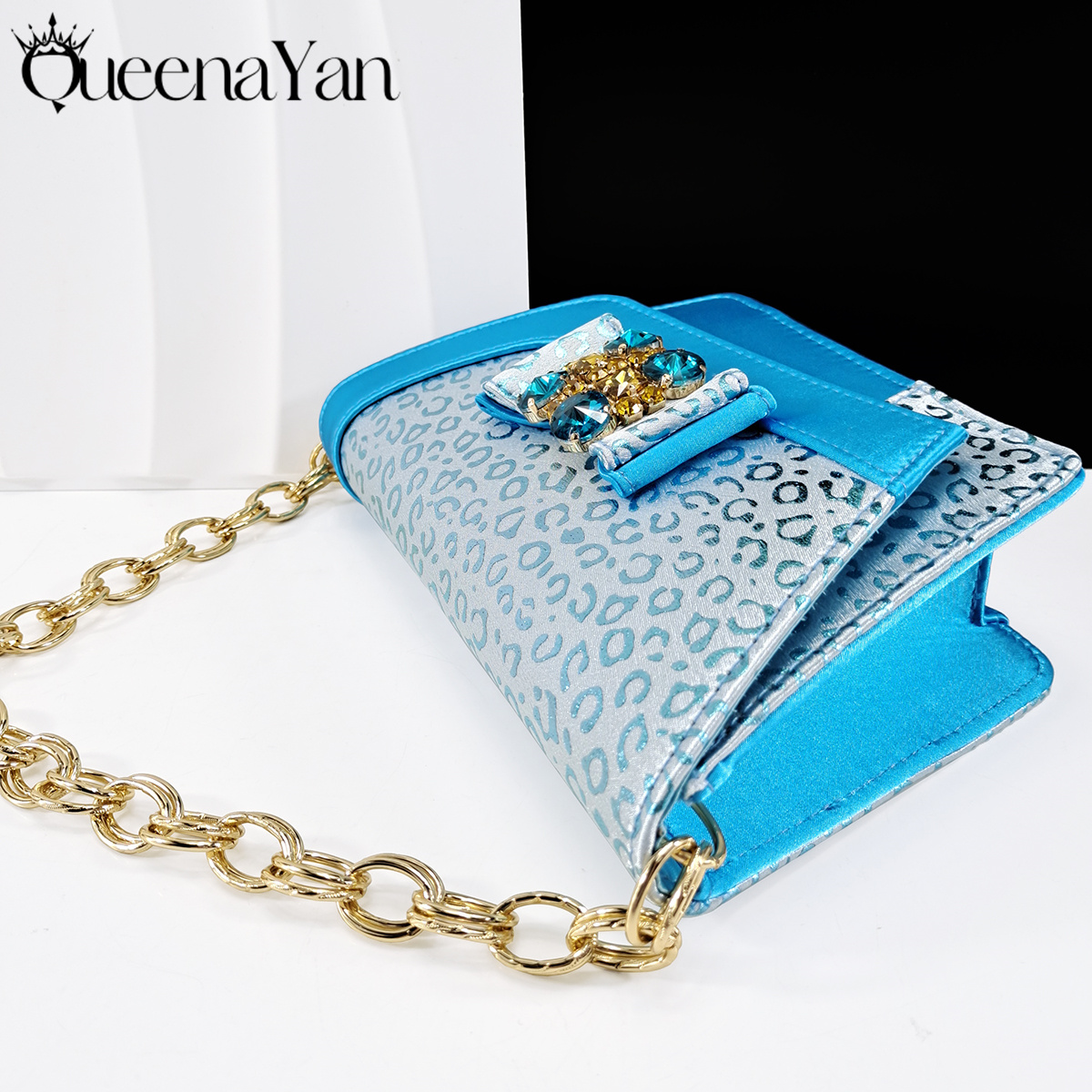 Queena Yan Light Blue Elegant  - Wedding Packaging บทวิจารณ์และราคา