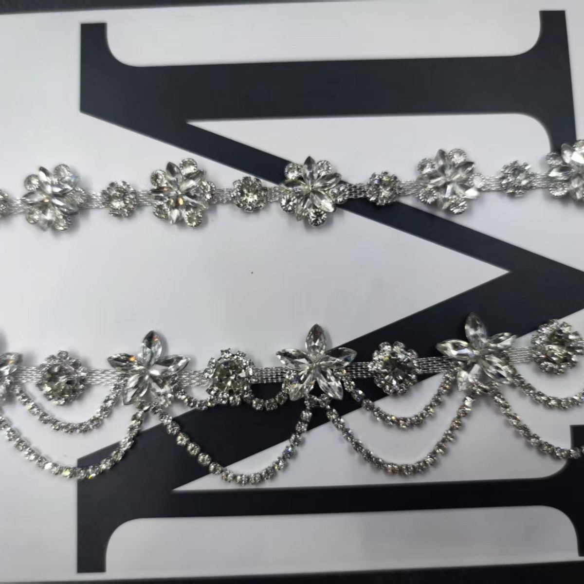 Stage Costume Decoration Spark - Suit Supply Wedding Party บทวิจารณ์และราคา